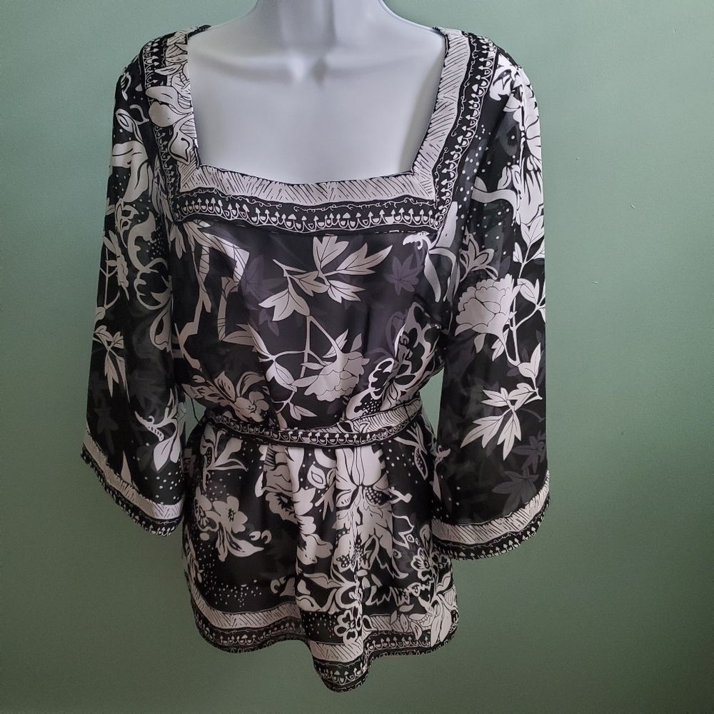 Womens Black & White Sheer Top by I.C.E. Sz 8